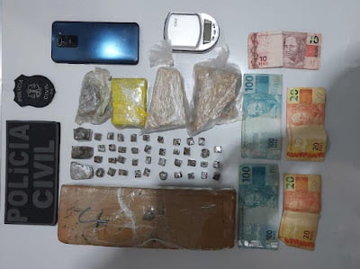 TRAFICO DE DROGAS: HOMEM É PRESO COM GRANDE QUANTIDADE DE DROGAS E É PRESO EM CHAPADINHA